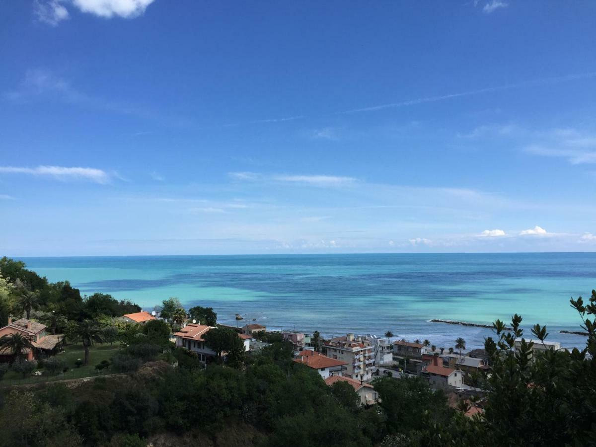 B&B Tre Finestre Sul Mare Grottammare Eksteriør billede